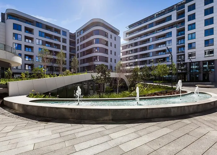 Plac Unii Aquamarine Premium Apartment
